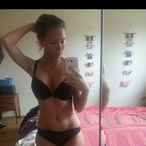 Uhaina - Sextreffen in Ahnatal Profil von Uhaina, 42 Jahre, Sextreffen in Ahnatal (Hessen)